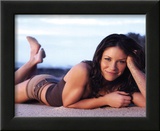 Lost (Kate Austen on Beach) Glossy TV Photo Photograph Print