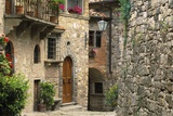 Tuscan Stone Houses