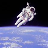 Buy Astronaut Bruce Mccandless in Floating Weightless 320 Feet from the Space Shuttle Challenger at AllPosters.com