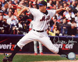 Oliver Perez 2008 Home Pitching vs Phillies Autographed Photo (Hand Signed Collectable)