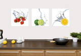 Splashing Fruits