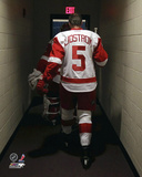 Detroit Red Wings - Nicklaus Lidstrom Hockey Photo