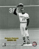 Roberto Clemente - 9/30/72 3000 Hit
