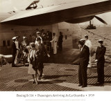 Boeing B-314, Passengers Arrive at La Gaurdia, 1939