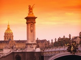 Sunrise at Pont Alexandre-III