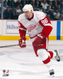 Tomas Holmstrom - '03/'04 away action &copy;Photofile