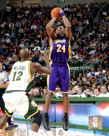 kobe bryant foto. Kobe Bryant Photograph at