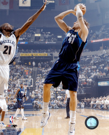 Dirk Nowitzki Photograph Dirk Nowitzki Photograph