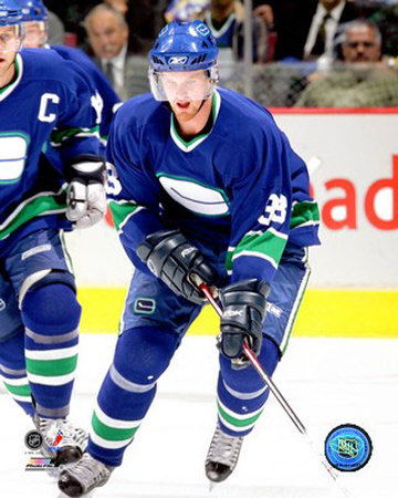 Henrik Sedin Photograph Henrik Sedin Photograph