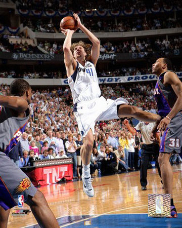 Dirk Nowitzki Photograph Dirk Nowitzki Photograph