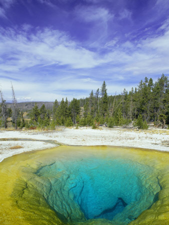 Old Faithful Geyser. No trip to Yellowstone National Park Old Faithful Geyser. No trip to Yellowstone National Park