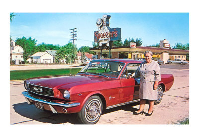 Stocky Lady with Hot Car Print Stocky Lady with Hot Car Print