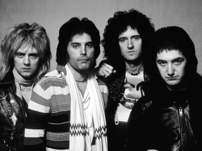 Queen Limited Edition on Canvas Queen Limited Edition on Canvas