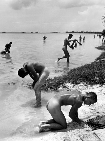 WWII US soldiers bathing in