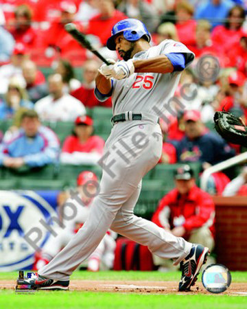 Derrek Lee 2008 Batting Action Photograph Derrek Lee 2008 Batting Action Photograph