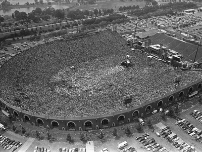 Fans Jam Philadelphia's Jfk Stadium During the Live Aid Concert Stretched Canvas Print