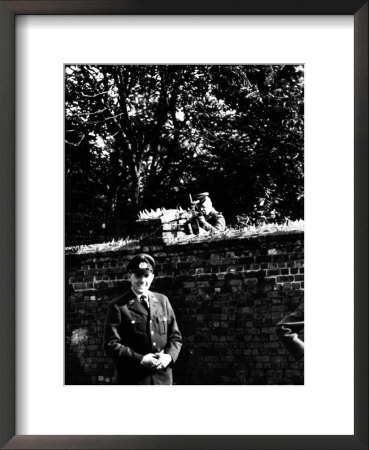 Berlin Wall, 1961 Framed Print Berlin Wall, 1961 Framed Print