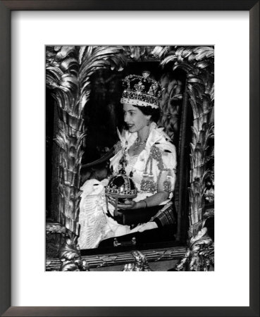 queen elizabeth 2 crown. Queen Elizabeth II Riding