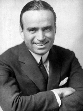 Douglas Fairbanks, Sr., c.1919 Premium Poster Douglas Fairbanks, Sr., c.1919 Premium Poster