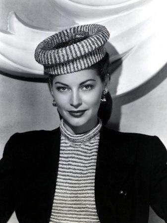 Ava Gardner, 1946 Premium Poster Ava Gardner, 1946 Premium Poster
