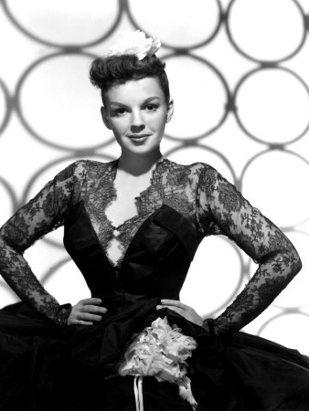 Portrait of Judy Garland, 1947 Premium Poster Portrait of Judy Garland, 1947 Premium Poster