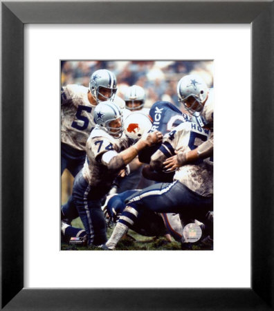 Bob Lilly - Defense Framed Print Bob Lilly - Defense Framed Print