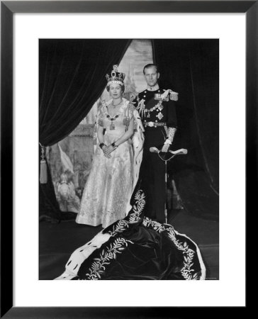 queen elizabeth 11 of england. queen elizabeth 2 coronation.