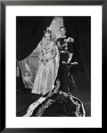 queen elizabeth ii coronation crown. queen elizabeth ii coronation