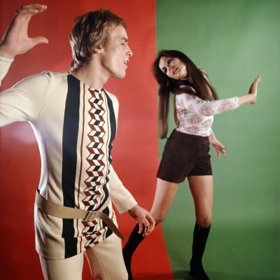 1960 Fashion Trends on 1960s Psychadelic Couple  Dancing  Fashion  Trends  Models