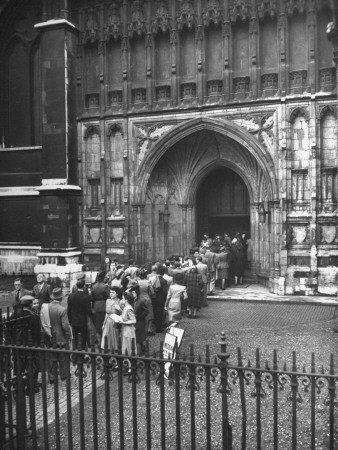 Crowd Streaming into Westminster Abbey on Ve Day, Marking the End of WWII in Europe Stretched Canvas Print