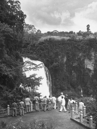 People Looking at the Maria Christmas Falls Stretched Canvas Print