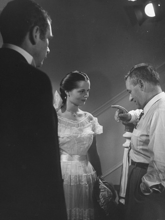 Director William Wyler Directing Laurence Olivier and Mary Murphy in "Sister Carrie" Stretched Canvas Print