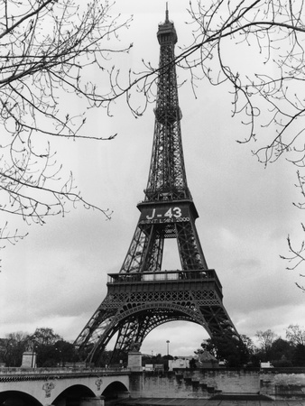 Eiffel Tower Stretched Canvas Print