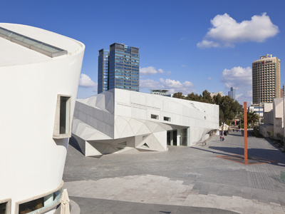 Exterior of the New Herta and Paul Amir Building of the Tel Aviv Museum of Art, Tel Aviv, Israel, M Stretched Canvas Print