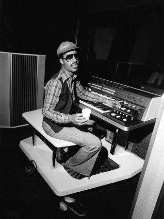 Stevie Wonder - 1976 Stretched Canvas Print