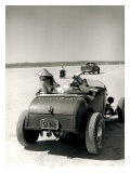 Pin-Up Girl: la Mirage Salt Flat