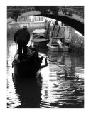 Gondoleer Under the Bridge