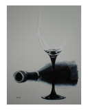 empty wine bottle