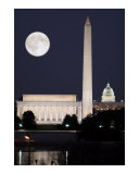 DC Sklyline at full moon night