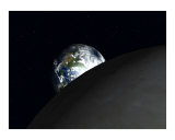 Earth To The Moon 4