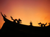 Dragons on Roof of Kuangkung Temple  Tainan  Taiwan