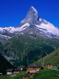 Matterhorn Towering Above Hamlet of Findeln  Valais  Switzerland