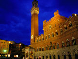 Imposing Torre Del Mangia and Palazzo Pubblico by Night  Siena  Tuscany  Italy