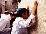 Worshippers at Wailing Wall  Jerusalem  Israel