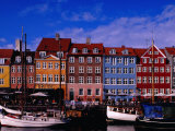 The Colourful Houses and Restaurants of Nyhavn  Copenhagen  Denmark