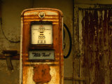 Old Petrol Pumps at Kaplan Gas Station  New Orleans  Louisiana  USA