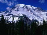 Mt Rainier from Reflection Lake  Mt Rainier National Park  USA