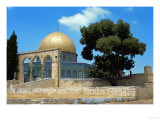 The Dome of the Rock was Built During the Omayyad Caliphate on the Temple Mount in Jerusalem