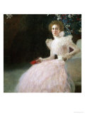 Mrs Sonja Knips