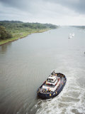 Manoeuvering Tugs  Panama Canal  Panama  Central America